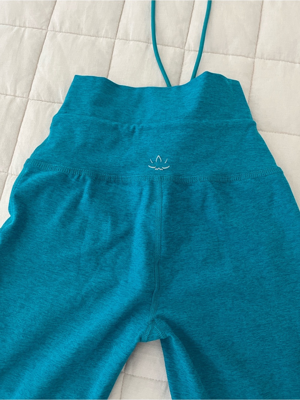 Women’s beyond yoga pants leggings  crops